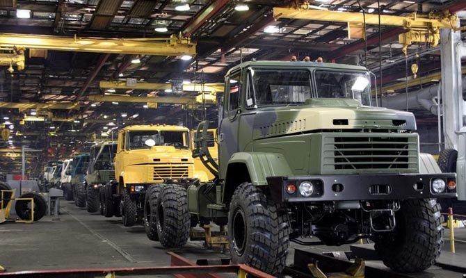Украинский производитель грузовиков возобновил продажи в кредит и лизинг