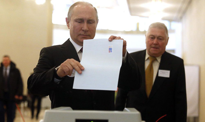 ЦИК РФ: после обработки 99% протоколов Путин набирает 76,65%