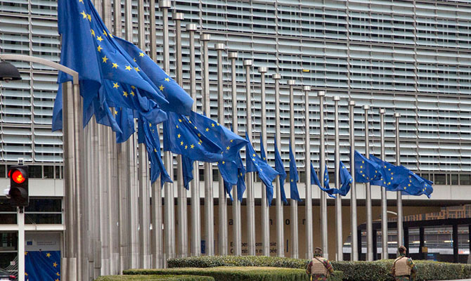 ЕС затруднил строительство Северного потока-2