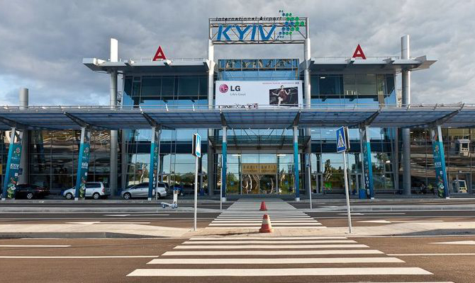 Аэропорт «Киев» получил имя Сикорского