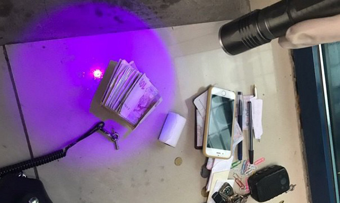 В Волынской области на взятке поймали командира взвода патрульной полиции