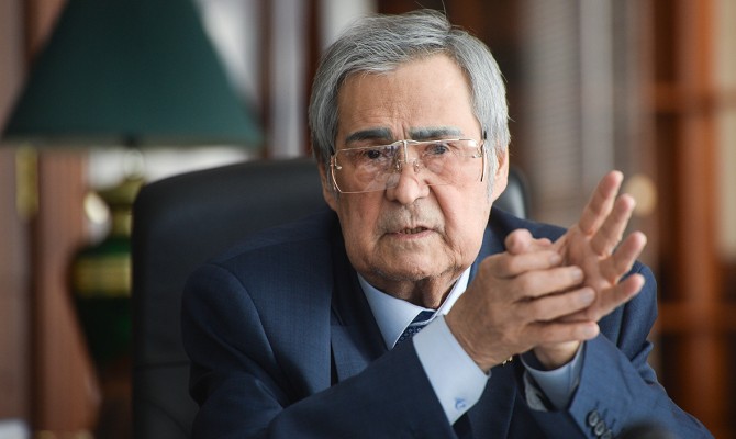 Губернатор области Тулеев подал в отставку из-за пожара в Кемерово