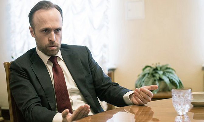 Замглавы АП Филатов задекларировал $2 млн наличных