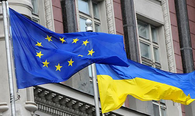 Еврокомиссия пообещала Украине помощь в газовом споре с Россией