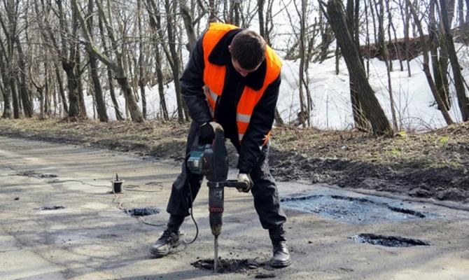 Вместо «Укравтодора» ремонтом дорог Днепропетровской области займется ОГА