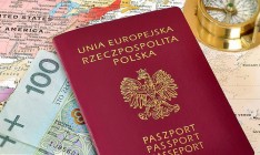 Почти 15 тыс. украинцев стали гражданами Польши в течение 10 лет