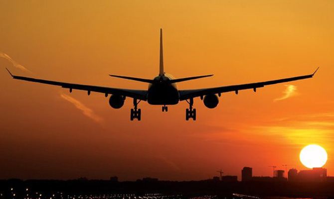 Мировые авиакомпании временно прекратили полеты над Сирией