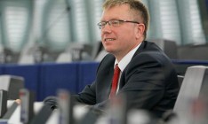 ЕС примет решение о макрофинансовой помощи Украине к концу июня, - евродепутат