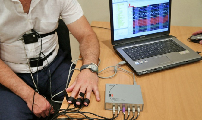 У Савченко до сих пор не знают, состоится ли допрос нардепа на полиграфе