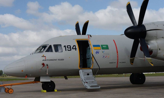 Украина предложила Малайзии закупать патрульные самолеты "Антонов"