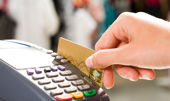 Нацбанк выступил за новые способы безналичных платежей