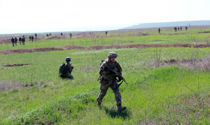 На побережье Азовского моря состоялись крупнейшие в этом году учения ВСУ
