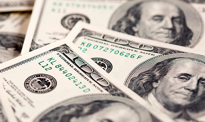 НБУ упростил вывод валюты за рубеж