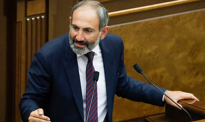 Парламент Армении отклонил кандидатуру Пашиняна на пост премьера страны
