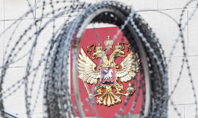 Российские олигархи обеднели на $2,4 млрд с начала года