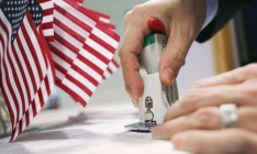 В США потребовали отменить программу защиты мигрантов