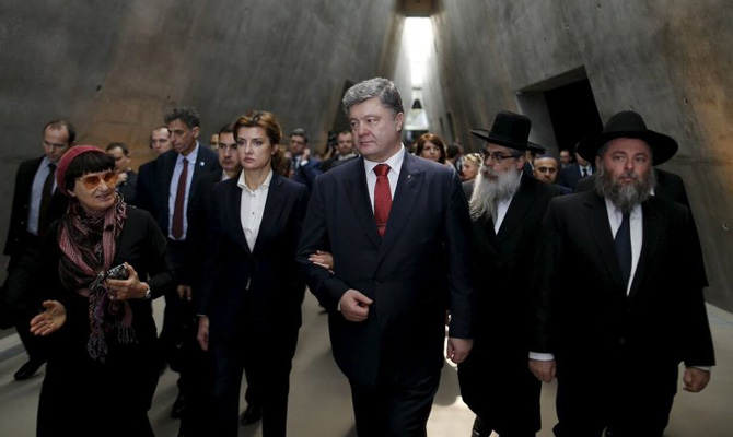 Власть будет решительно реагировать на антисемитские призывы, - Порошенко