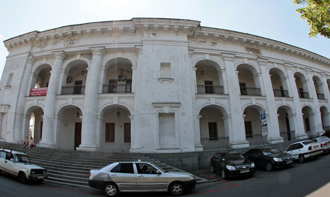 Кличко хочет получить в управление Гостиный двор и вертодром Януковича