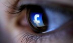 Facebook приостановил действие 200 приложений
