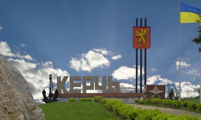 В Керчи открыли движение по путепроводу к Крымскому мосту