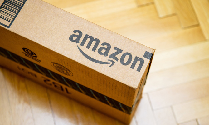 Трамп хочет увеличить для Amazon цены на услуги доставки