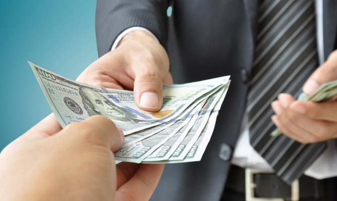 Фонд продал активы 18 банков-банкротов