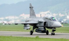 Венгрия объявила военную тревогу из-за нелегального самолета из Украины