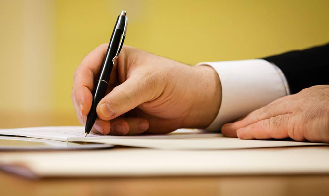 Порошенко подписал закон об Антикорупционном суде