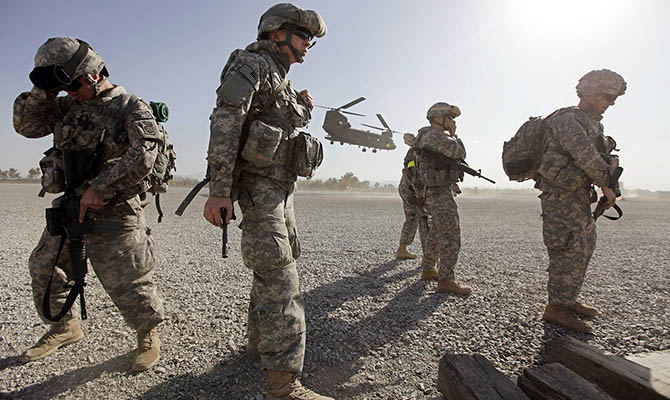 США задумываются о полном выводе войск из Афганистана, но спешить не будут