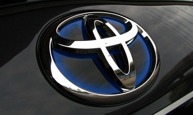 Toyota запатентовала педальный электромобиль