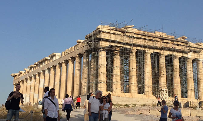 Премьер Греции потребовал от Великобритании вернуть античные памятники