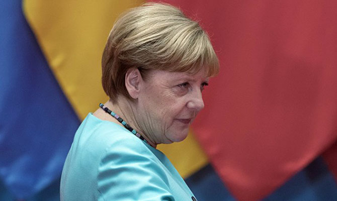 Меркель призвала Запад «крепить оборону»