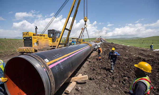 Азербайджан привлек кредит на $750 млн для финансирования газопровода TANAP