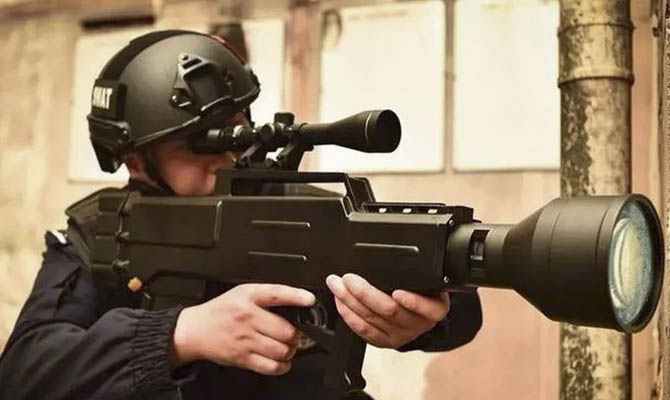 Китайские оружейники изобрели «лазерный АК-47»