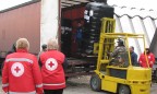Красный Крест направил на Донбасс 11 грузовиков с гумпомощью