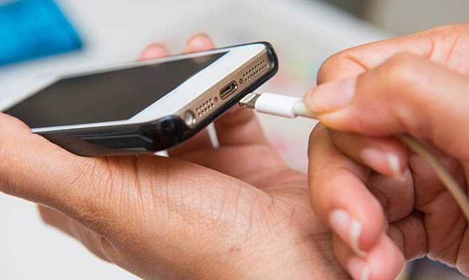 Разработана технология мгновенной зарядки iPhone