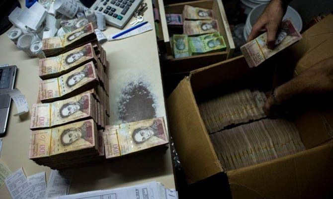МВФ предрек Венесуэле инфляции в 1 000 000%