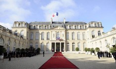 СМИ сообщили об обыске в Елисейском дворце