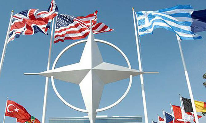 НАТО начала переговоры с Македонией о вступлении в альянс