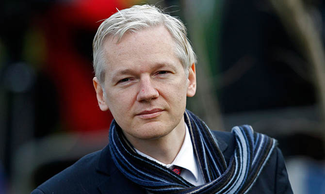 Президент Эквадора намерен выдать основателя WikiLeaks Ассанжа британцам