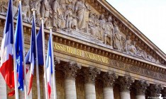 Парламент Франции не поддержал вотум недоверия правительству