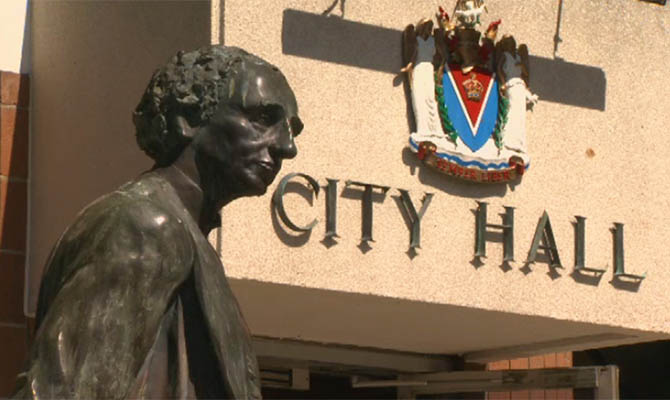 В Канаде демонтируют статую премьер-министра ради примирения с индейцами