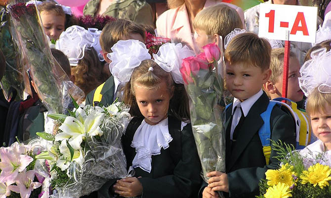 В Минобразования рассказали, чем заменят табель для первоклассников
