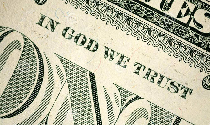 Американский суд отказался убрать фразу «Мы верим в Бога» с долларов