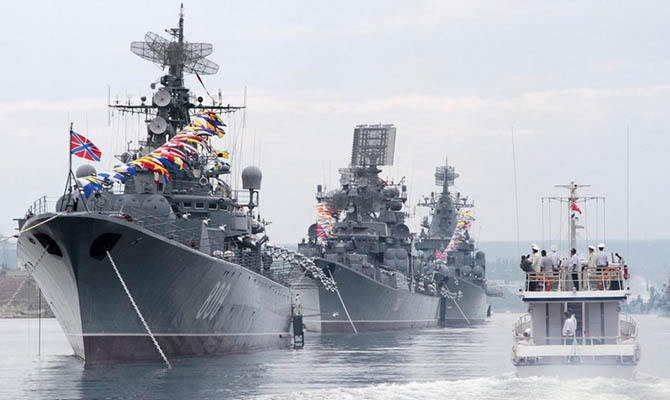Порошенко обещает «выселить» Черноморский флот РФ из Крыма