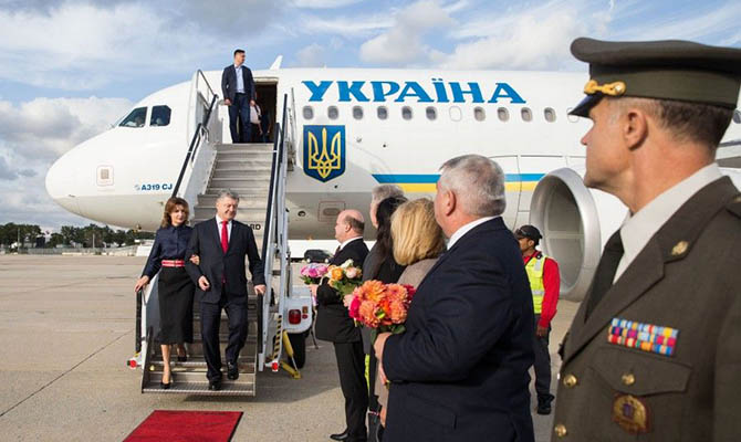 Порошенко прибыл в США на сессию ООН