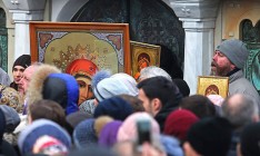 Во всех храмах УПЦ будут молиться за единство православия