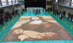 Японцы собрали из рисовых крекеров рекордную «Мону Лизу»
