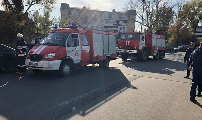 В Киеве горело помещение, где планировали разместить новый канал Мураева