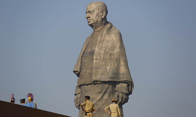 В Индии открыли самую высокую в мире статую
